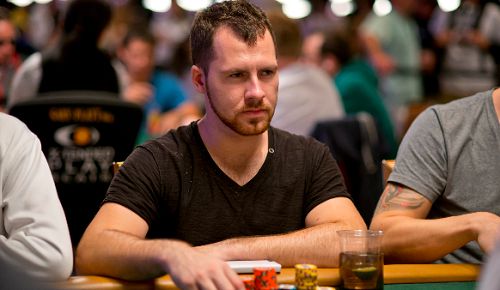 Poker high stakes 2017, Daniel Cates recupera ma resta sotto di $444.368. Il migliore è sempre Timofei Kuznestov