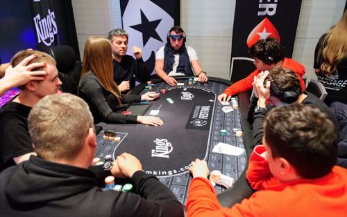 Un momento del torneo (Foto PokerStars)