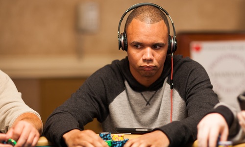 Phil Ivey chiude i battenti al suo sito di poker training ‘Ivey League’!