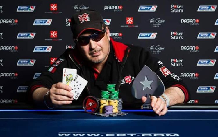 Massimo Mosele ancora all’attacco: “Non servirà più a nulla studiare, il nuovo Vip System farà svanire i sogni dei regular!”