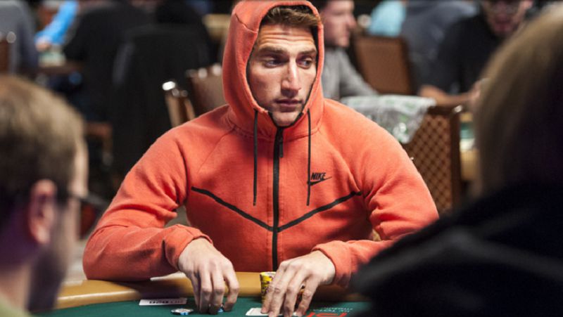 WSOP 2017, Little One for One Drop: Federico Butteroni e Raffaele Sorrentino promossi al Day 2. Giuseppe Pantaleo chipleader