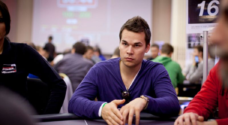 Poker high stakes, Sami Kelopuro torna grande e vince più di $250.000. Battuta d’arresto per Viktor Blom