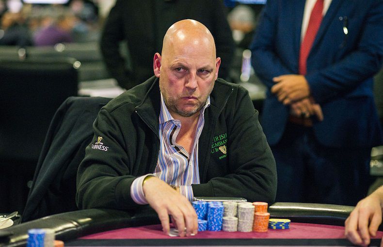 Il chipleader del Final Table Patrick Quinn