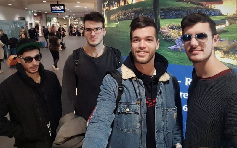 Simone Lontani (insieme ad alcuni amici), quinto nel NoS