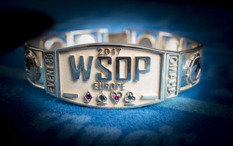 Braccialetto a Niall Farrell