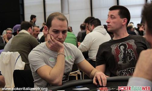 Riccardo al tavolo live