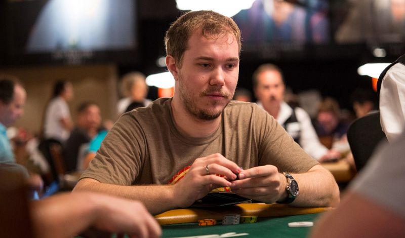 Poker high stakes – Ale Kostritsyn detta legge negli 8 Game. Bene Viktor Blom. Delude Gavin Cochrane, sotto di 284.000 dollari!