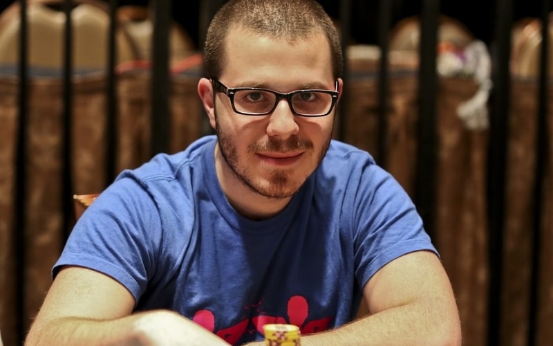 Dan Smith, lo short del gruppo