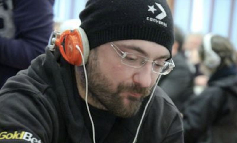 Poker online – Un ottimo Armando Graziano passa al Final Day del Sunday Special nono in chips. Deal al Sunday High Roller
