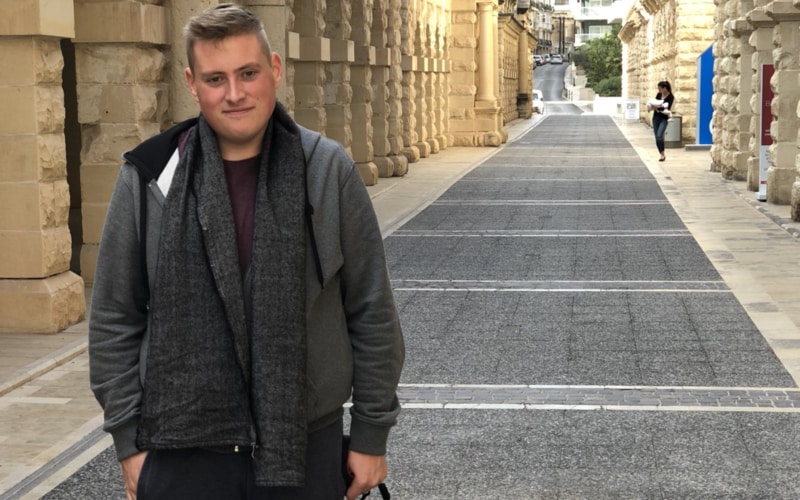 I fratelli Staples sono vicini a vincere la prop bet sul peso ideata da Bill Perkins, in ballo ci sono 150mila dollari