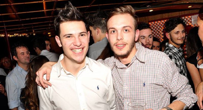 Nicolò 'WhyAlw4ysM3_' Serlenga al tavolo live