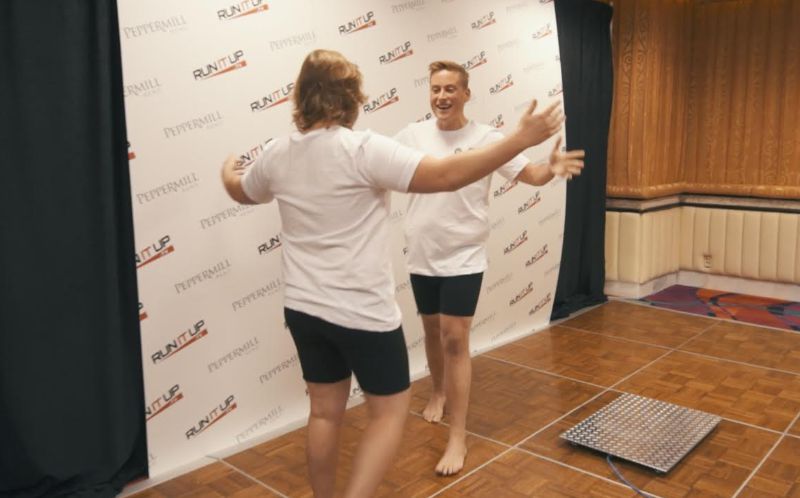 Poker e prop bet – I fratelli Staples vincono la scommessa del peso, Bill Perkins dovrà pagare $150.000! Ecco il video…