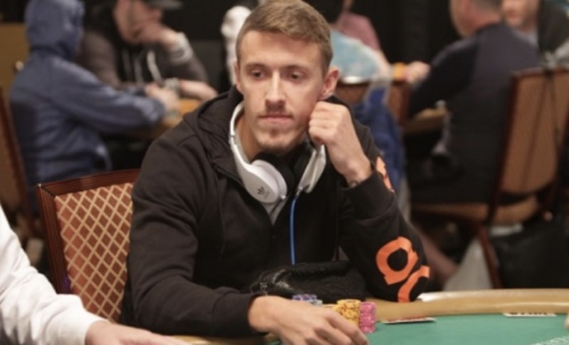 WSOP 2018 – Max Kruse secondo in chips nel Limit 2-7 Lowball Triple Draw Championship, Ben Yu comanda l’Omaha 8-Handed High Roller