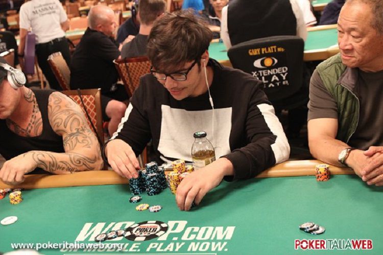 Mustacchione, purtroppo out nel Day4