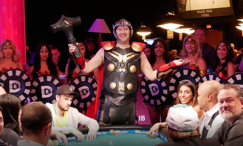 Phil Hellmuth: “Le critiche? Per me sono un bene, non mi fanno sedere sugli allori nonostante tutto il mio successo”