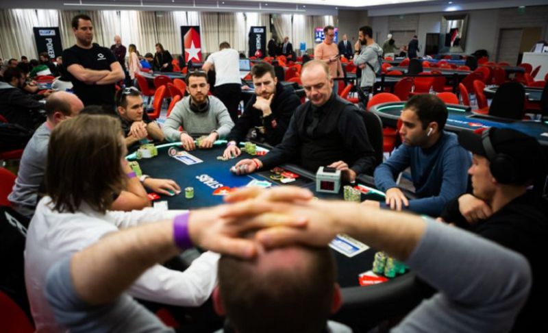 EPT Monte Carlo – Daniel Dvoress comanda il Final Table del €100.000 Super High Roller. Ci sono anche i frateli Greenwood!