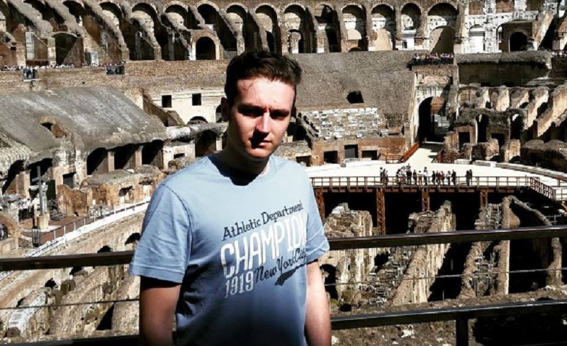 Poker online MTT – Roberto DrunkSpewer Morra trionfa nel MARS Night on Stars, KINGHEDER nel Galactic Need for Speed