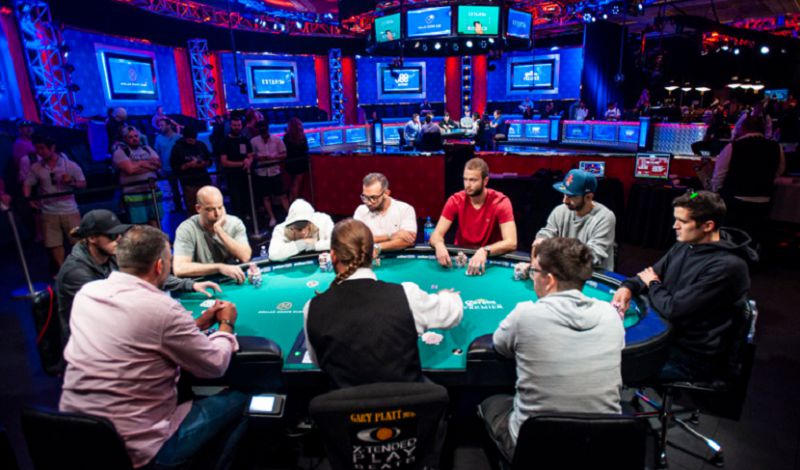 Poker Live: slitta al 3 dicembre la riapertura del King’s Resort di Rozvadov. Intanto a Los Angeles il Commerce e il Bicycle aprono maxi sale all’esterno