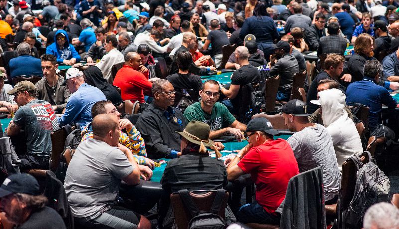 Voglia di Poker Live! World Poker Tour Seminole Hard Rock Poker Showdown da record con 2.482 partecipanti al Main Event