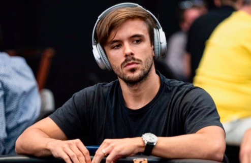 Top 3 Hero Call nella storia del Super MILLION$ di GGpoker. Guarda il VIDEO delle pazzesche chiamate di Grax, Dzivielevski e Kotelnikov