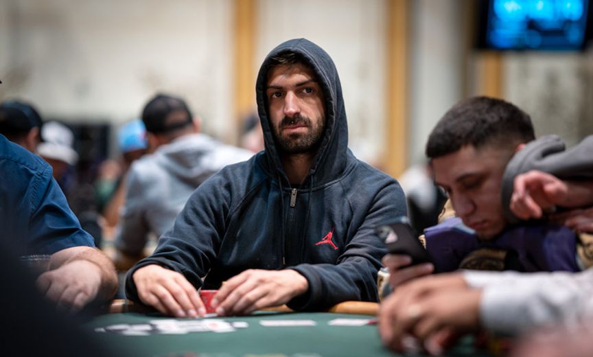 WSOP 2022: Curatolo, Barbato, Branciforte e Cavazzini al Day2 del $1.111 One Drop