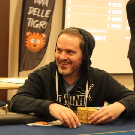 Tana delle Tigri Bratislava Day2: fine giornata con 15 giocatori in corsa. Gani Weiss chipleader