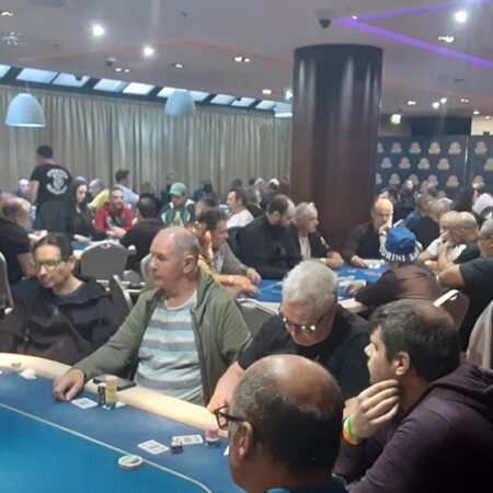 Poker Live: 146 iscritti al Day1E del Tana delle Tigri