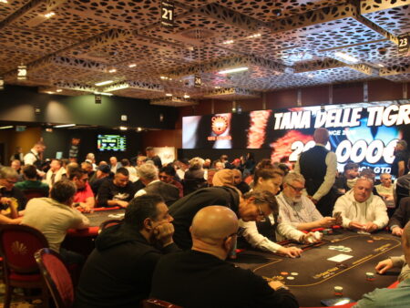 Poker Live: i tornei da non perdere a marzo 2026. Al Perla c’è il Tana delle Tigri. Si gioca anche al King’s e a Campione