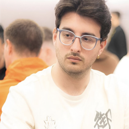 Poker Online: Alex D’Amore e Daniele Venditti monopolizzano la domenica di Pokerstars. ASunStrach chipleader al Main Event Carnival Series