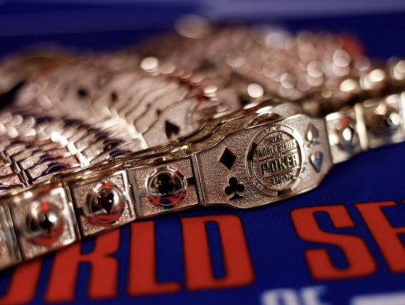 WSOP 2026: Mario Perati si ferma 14° al PLO. Gli azzurri ci provano in coppia al torneo Tag Team