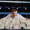 WSOP 2026: Main Event concluso, Lucas Jumalon è il nuovo campione del mondo di poker